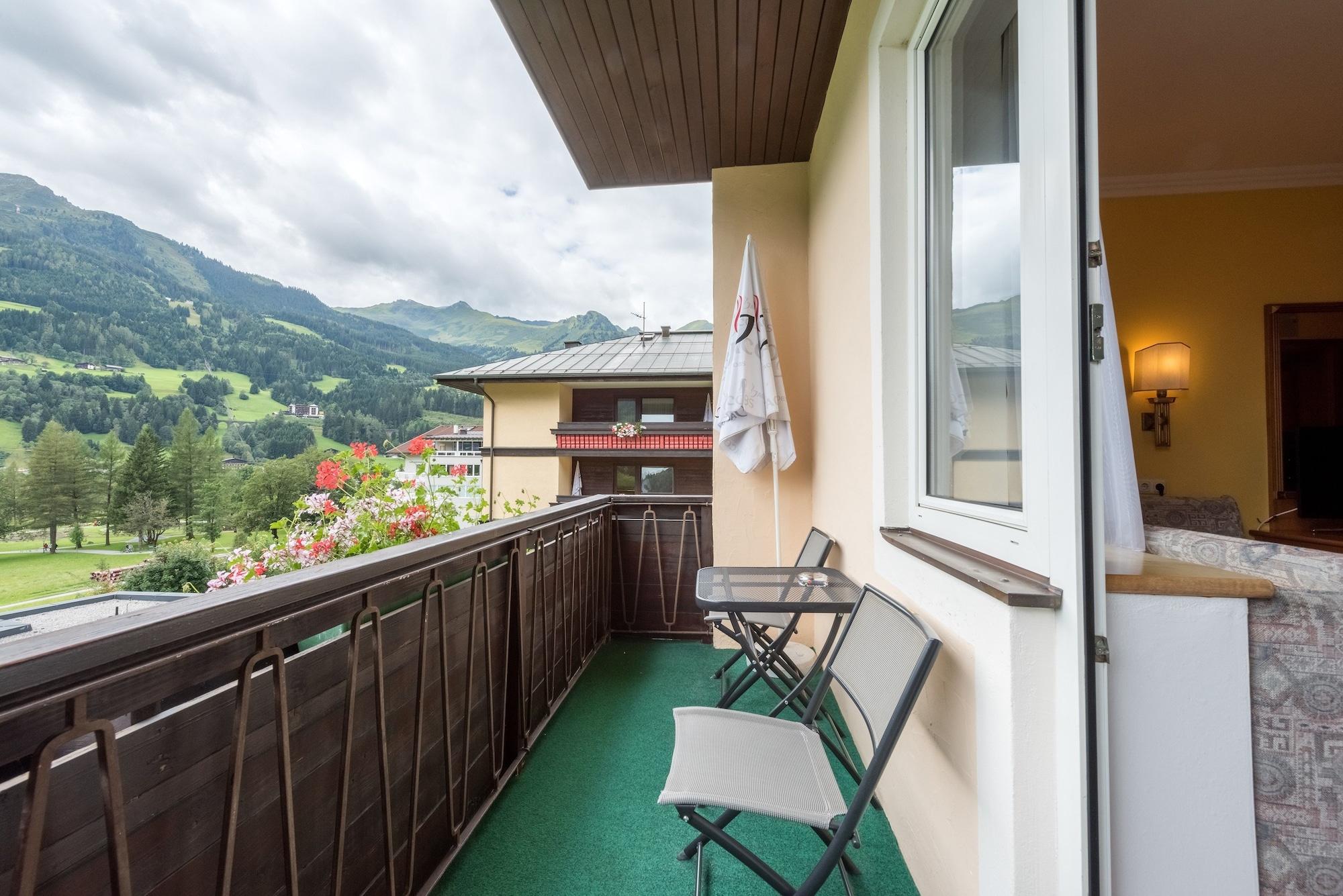 Hotel Germania Gastein - Ganzjaehrig Inklusive Alpentherme Gastein & Sommersaison Inklusive Gasteiner Bergbahnen Bad Hofgastein Eksteriør bilde