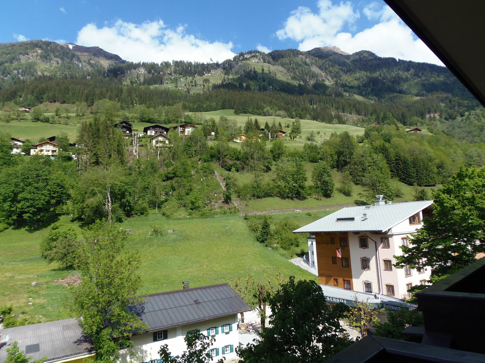 Hotel Germania Gastein - Ganzjaehrig Inklusive Alpentherme Gastein & Sommersaison Inklusive Gasteiner Bergbahnen Bad Hofgastein Eksteriør bilde